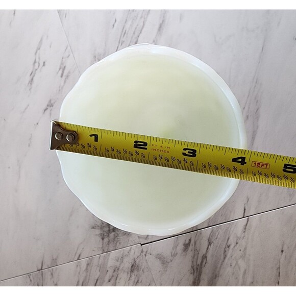 Vintage Milk Glass Goblet Heavy Quilted Diamond Pattern Scalloped Rim Planter - Picture 5 of 5